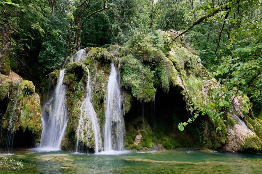 Island, Küsten, Wasserfälle, Thermal – Jura, Frankreich